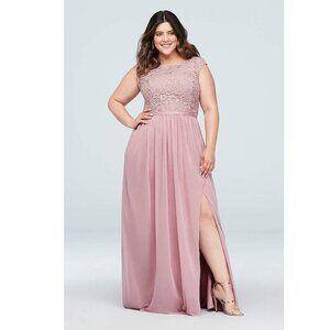 NWOT David’s Bridal Long Light Pink Lace Top Chiffon Bottom Bridesmaid P1555